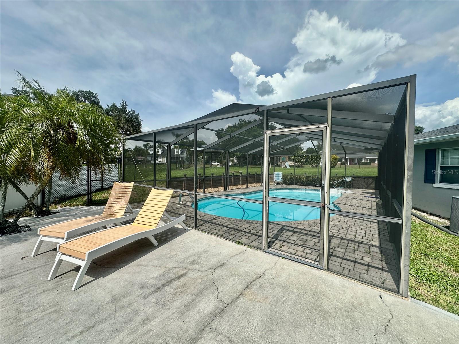 Image 30 of 33 For 1300 Lake Ariana Boulevard
