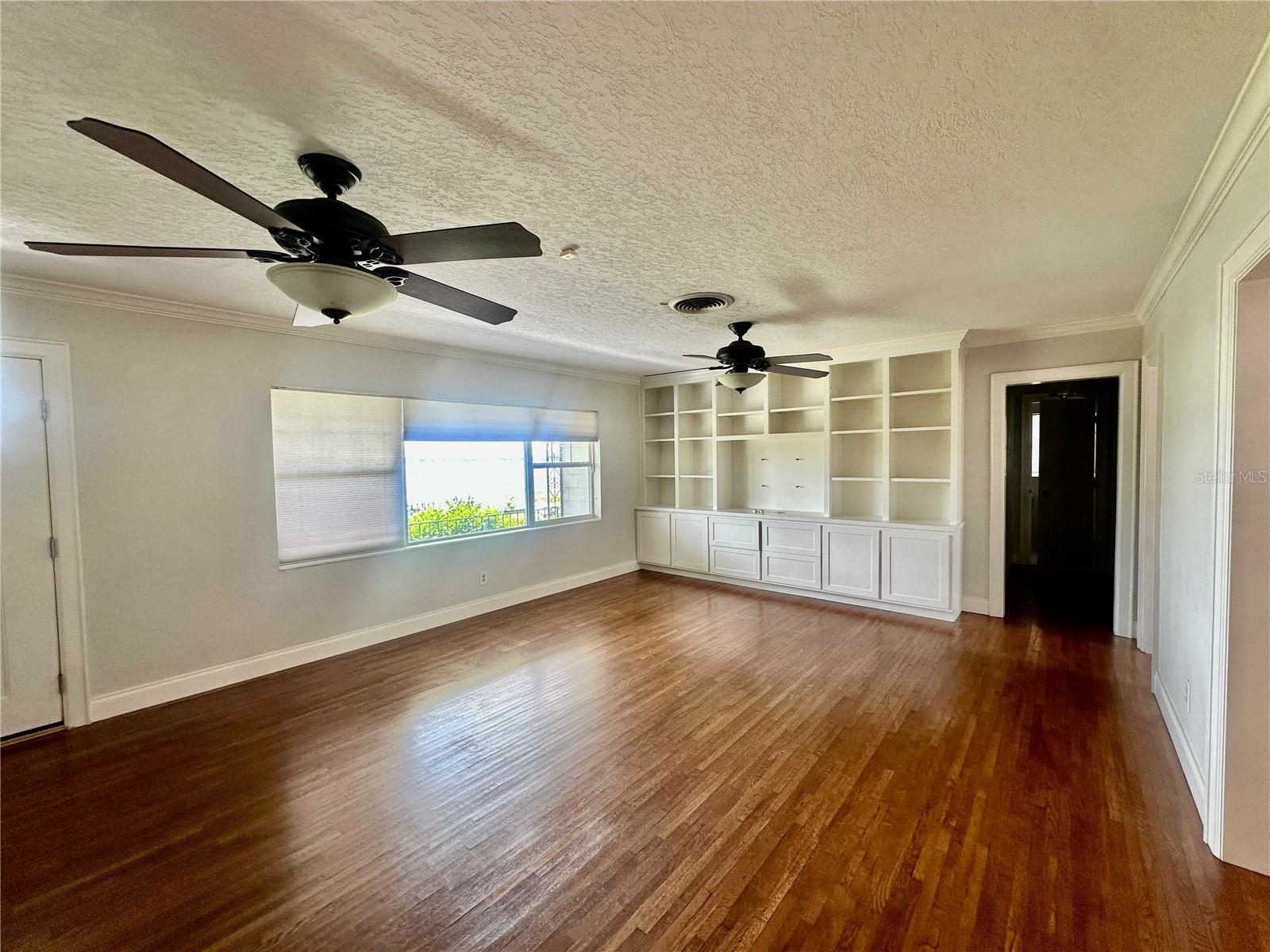 Image 5 of 33 For 1300 Lake Ariana Boulevard