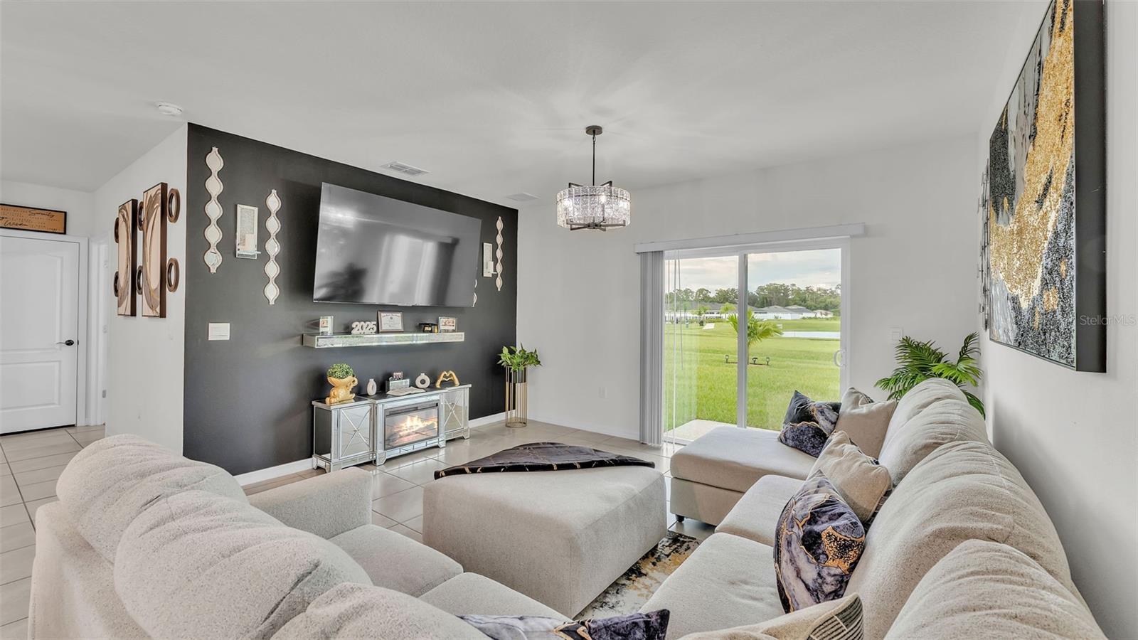 Image 14 of 45 For 2459 Taloncrest Court