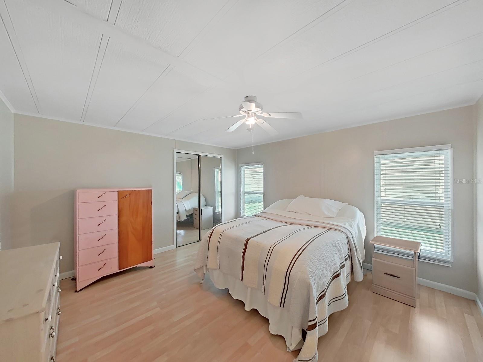 Image 25 of 53 For 4928 Foxdale Dr