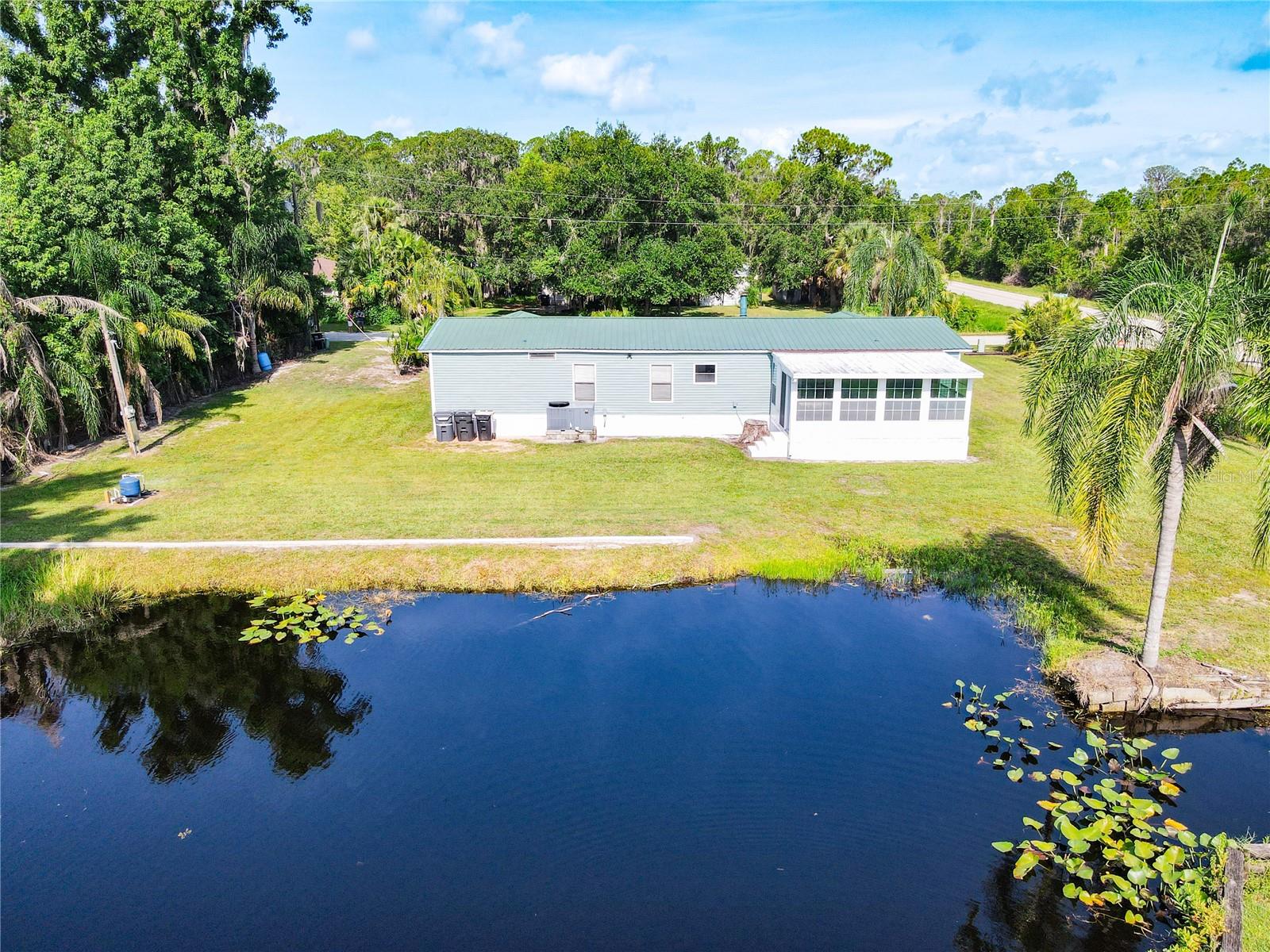 Image 41 of 52 For 5001 Pineapple Street