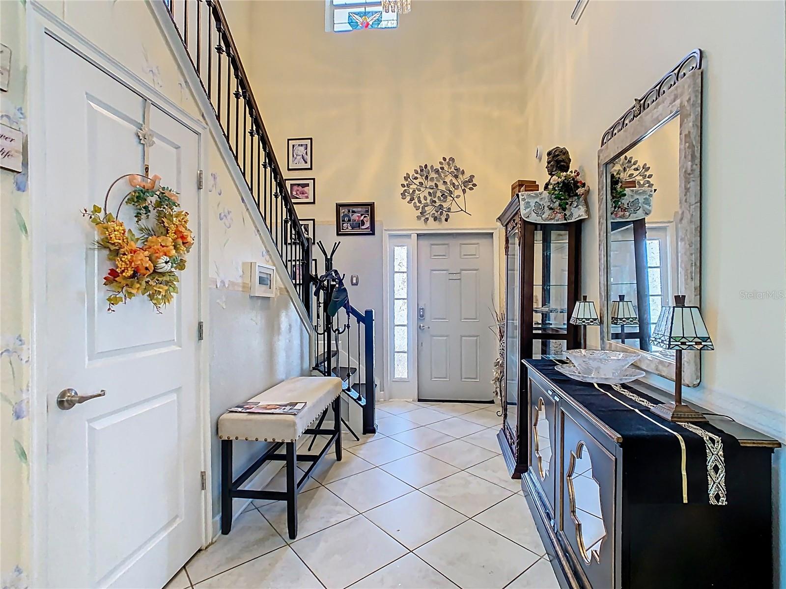 Image 4 of 45 For 2121 Lake Side Avenue