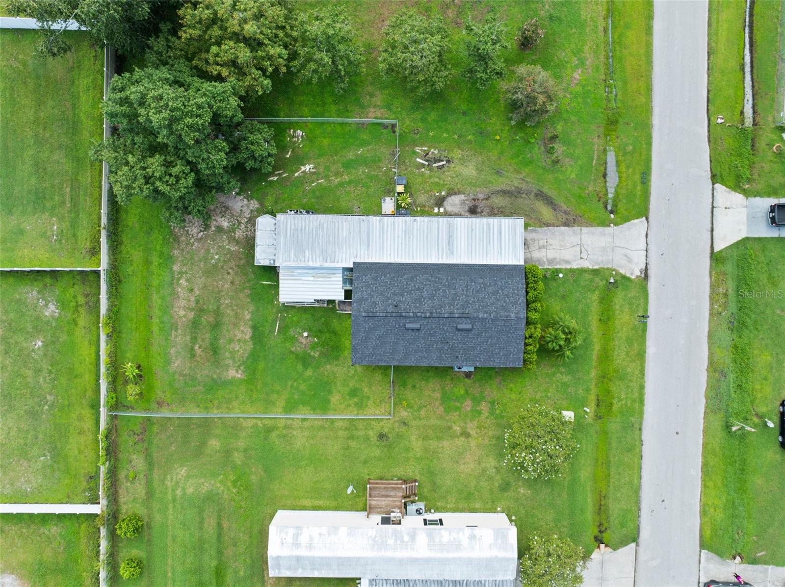 Image 40 of 49 For 3053 Keuka Loop