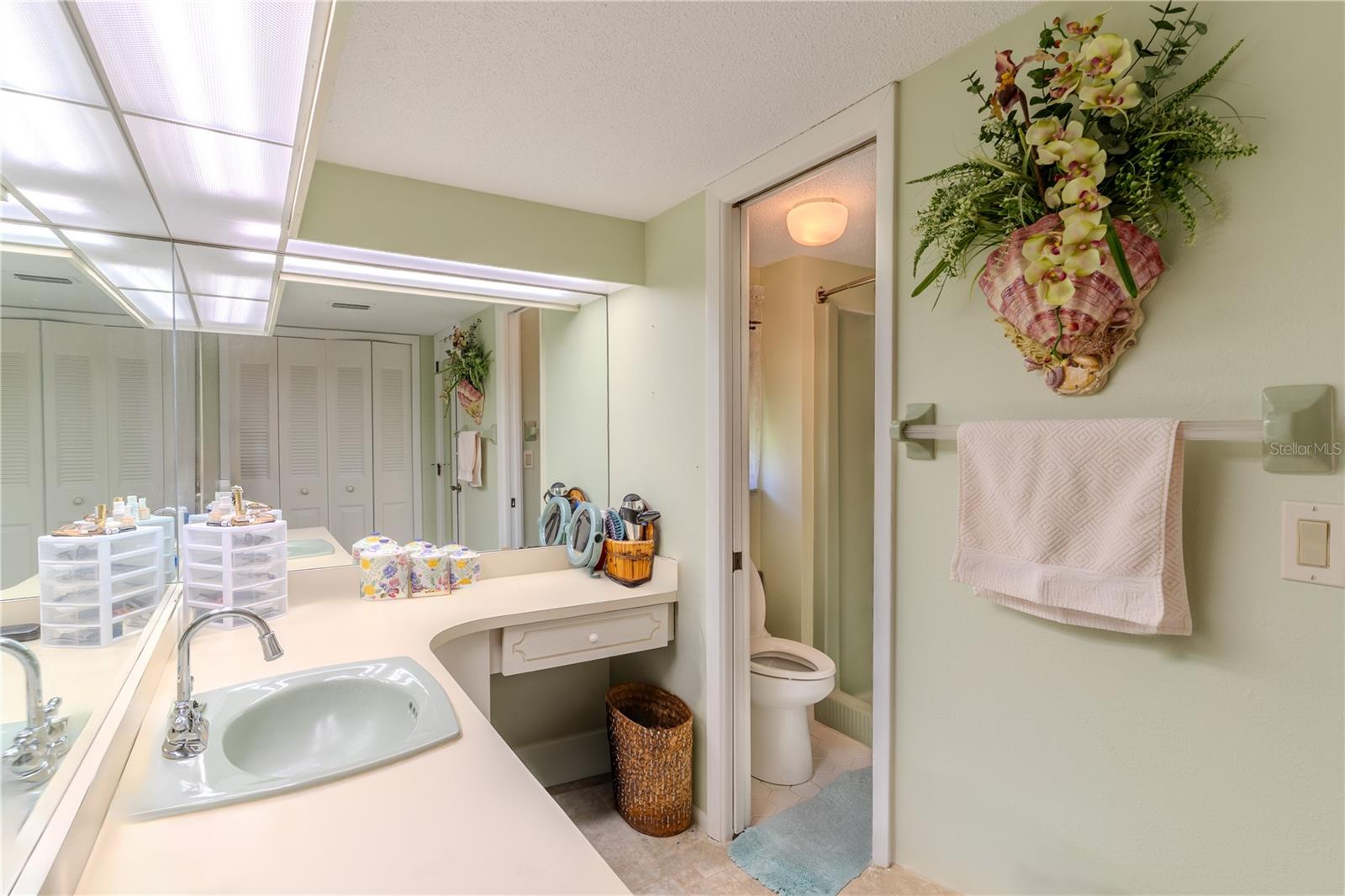 Image 11 of 25 For 705 Glen Mar Court