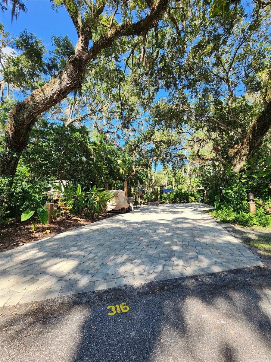 Image 11 of 12 For 316 Roan Road