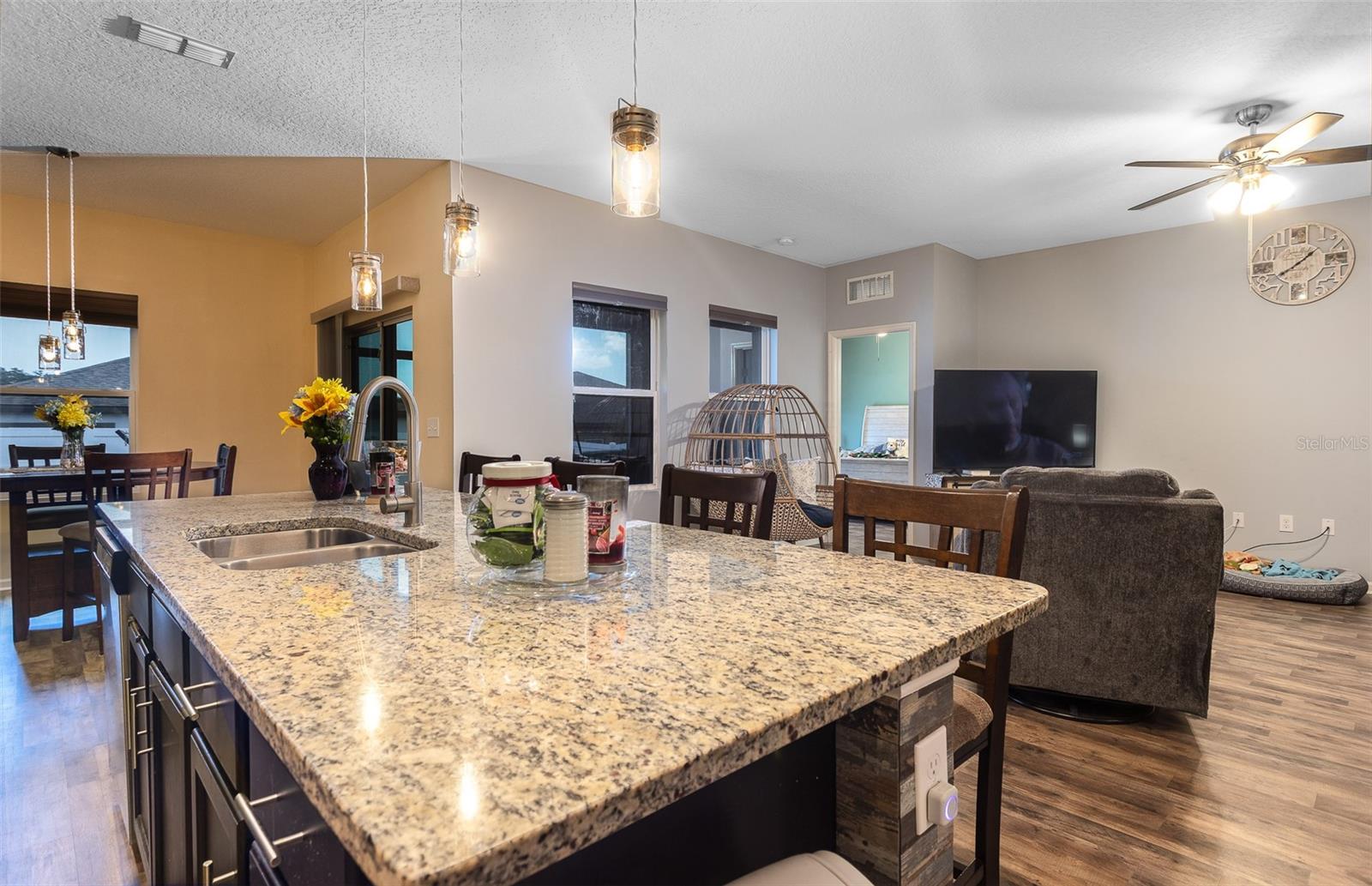 Image 17 of 35 For 1151 Lycaste Drive
