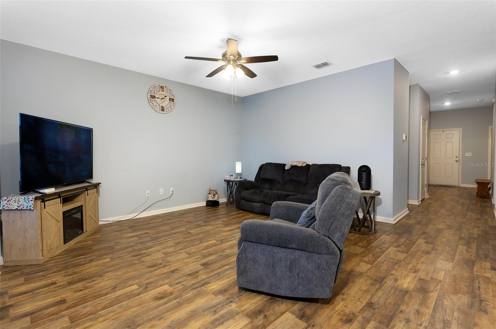 Image 19 of 35 For 1151 Lycaste Drive