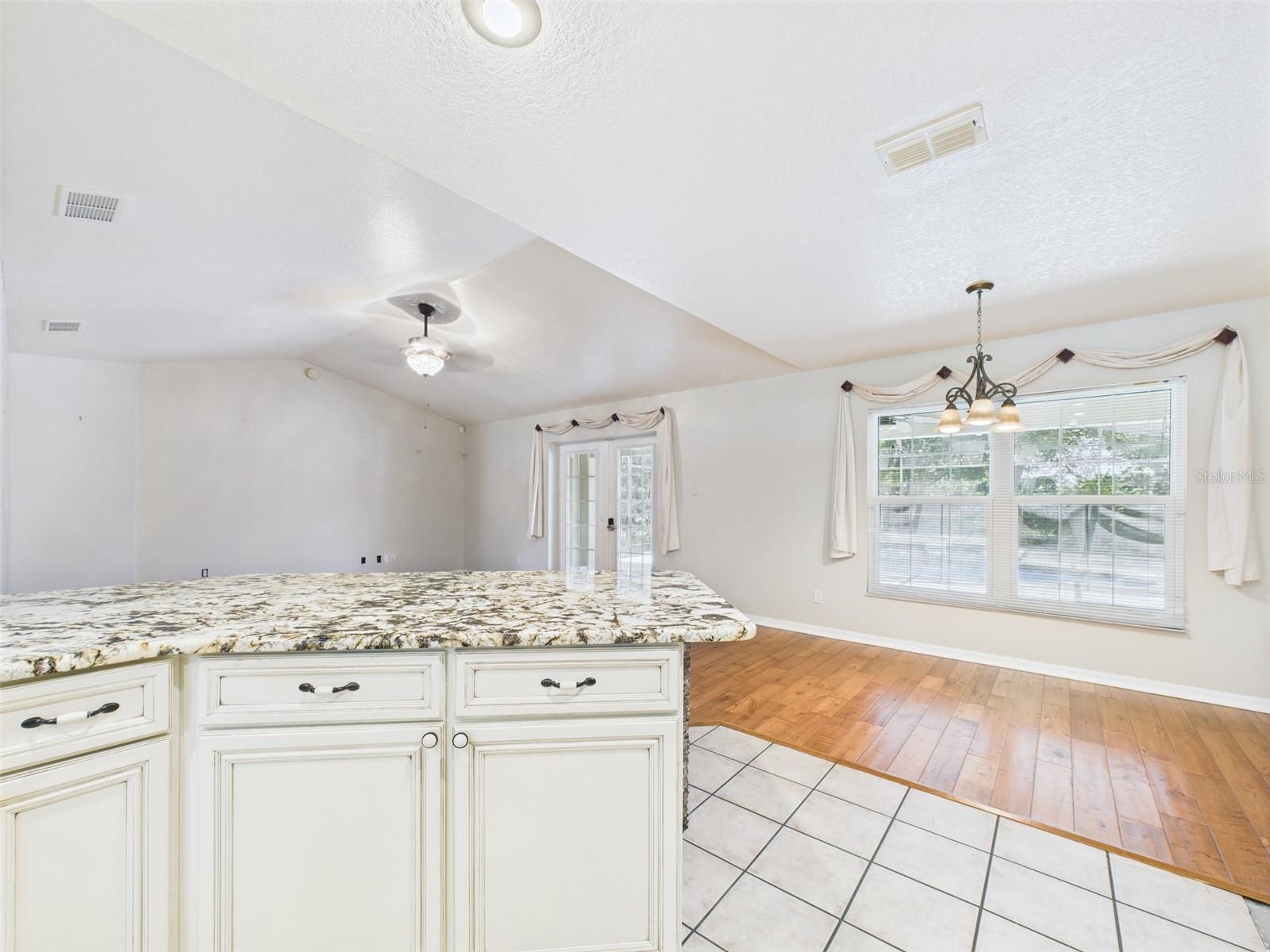 Image 11 of 99 For 11312 Haskell Drive