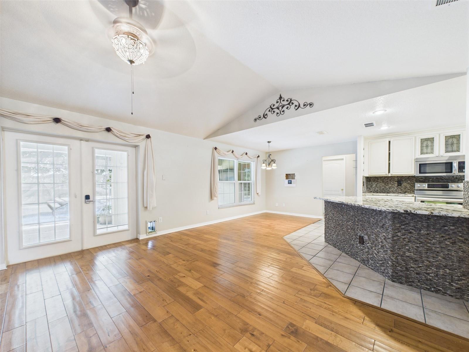 Image 13 of 99 For 11312 Haskell Drive