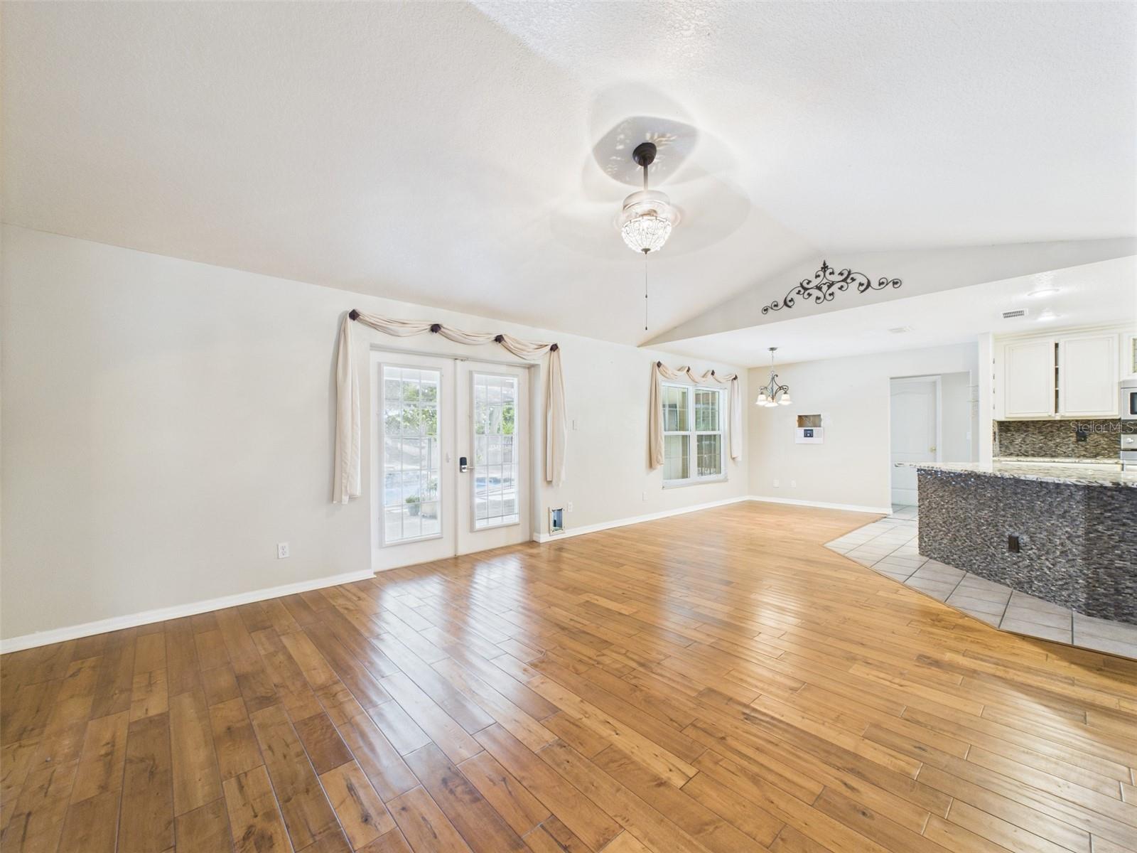 Image 18 of 99 For 11312 Haskell Drive