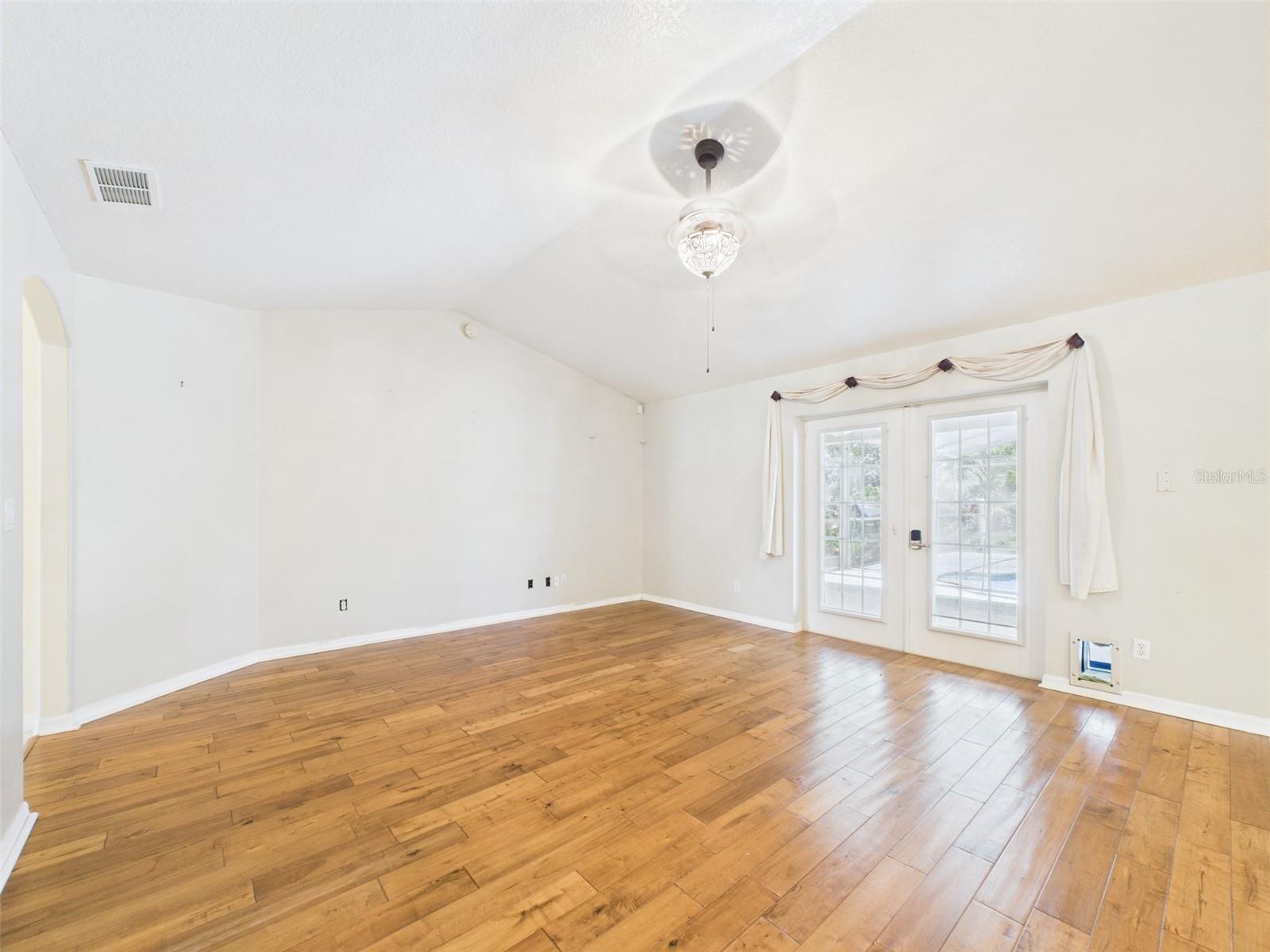 Image 20 of 99 For 11312 Haskell Drive