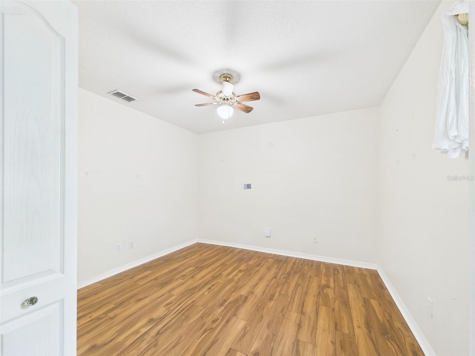 Image 35 of 99 For 11312 Haskell Drive