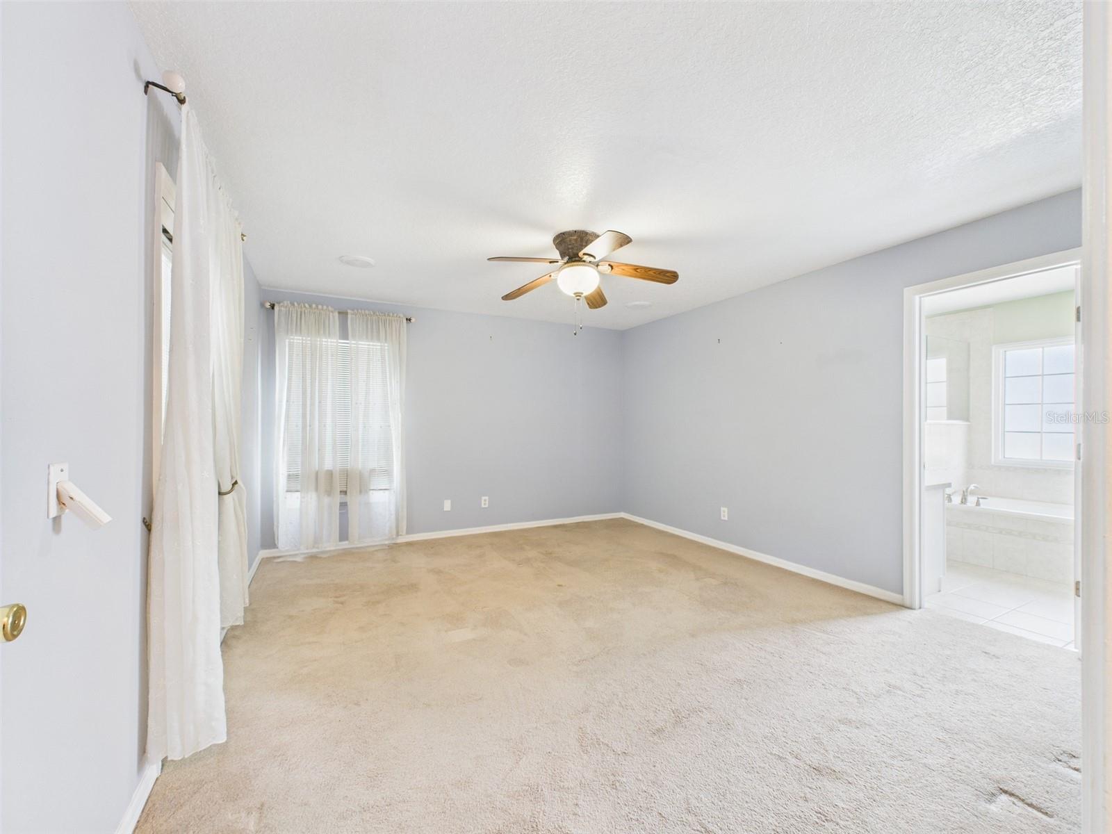 Image 39 of 99 For 11312 Haskell Drive