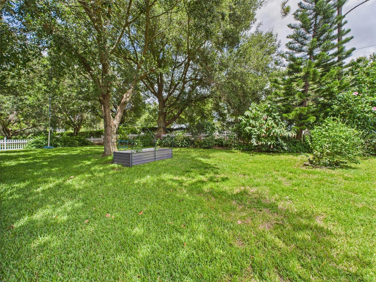 Image 75 of 99 For 11312 Haskell Drive