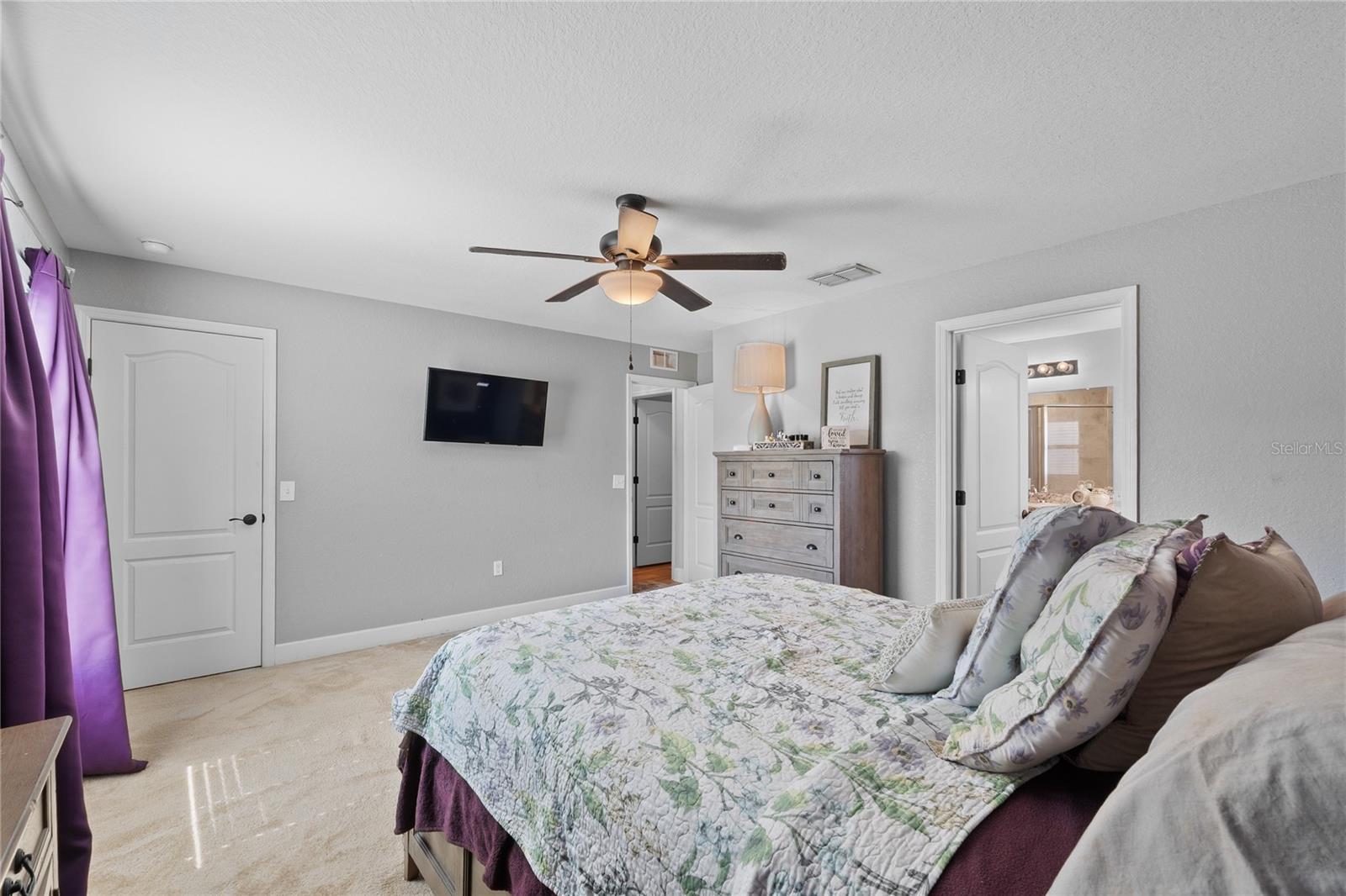 Image 22 of 43 For 1841 Creeks Vista Boulevard
