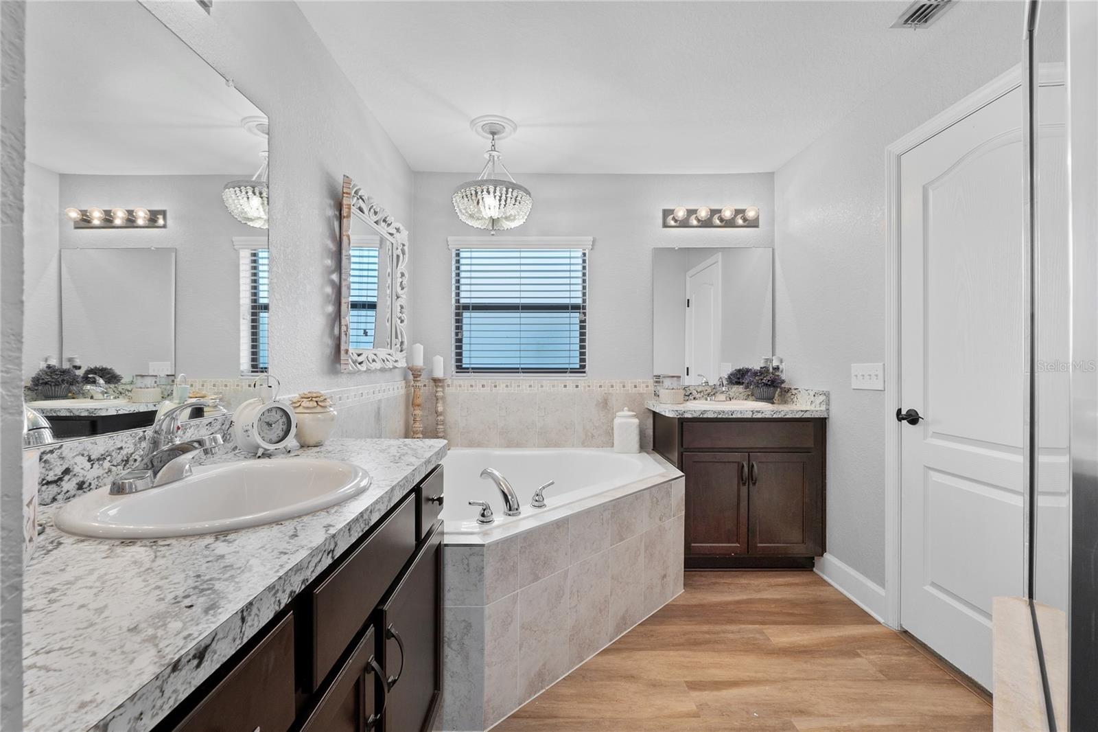Image 24 of 43 For 1841 Creeks Vista Boulevard