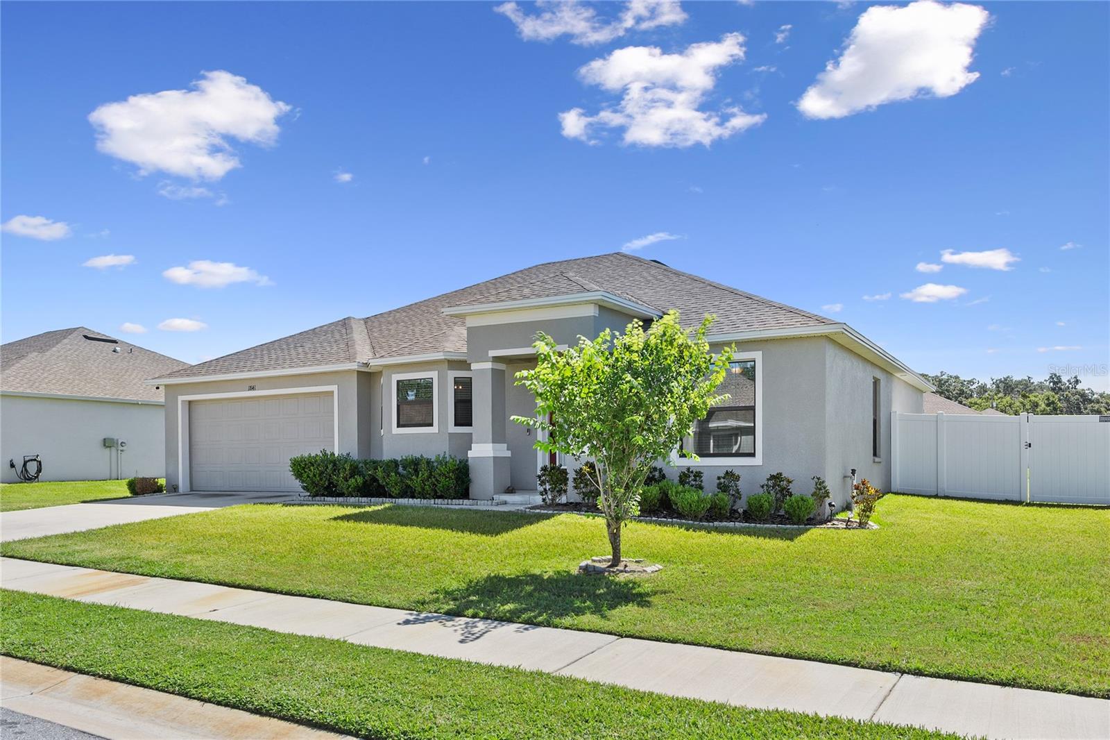 Image 3 of 43 For 1841 Creeks Vista Boulevard