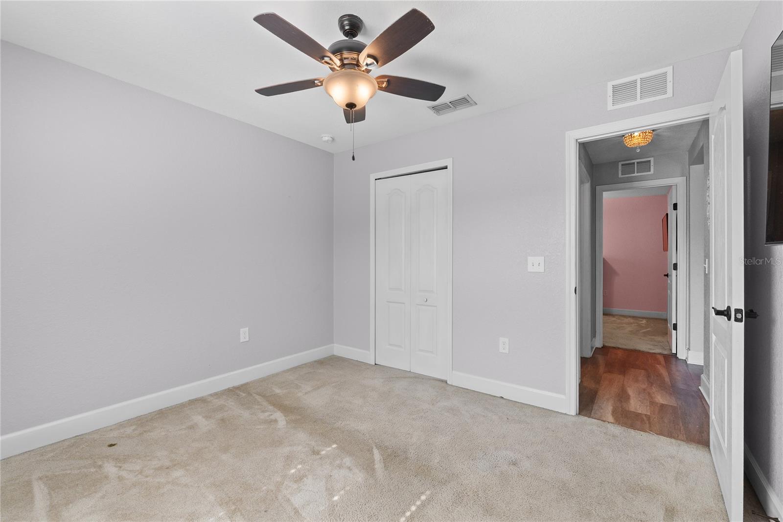 Image 32 of 43 For 1841 Creeks Vista Boulevard