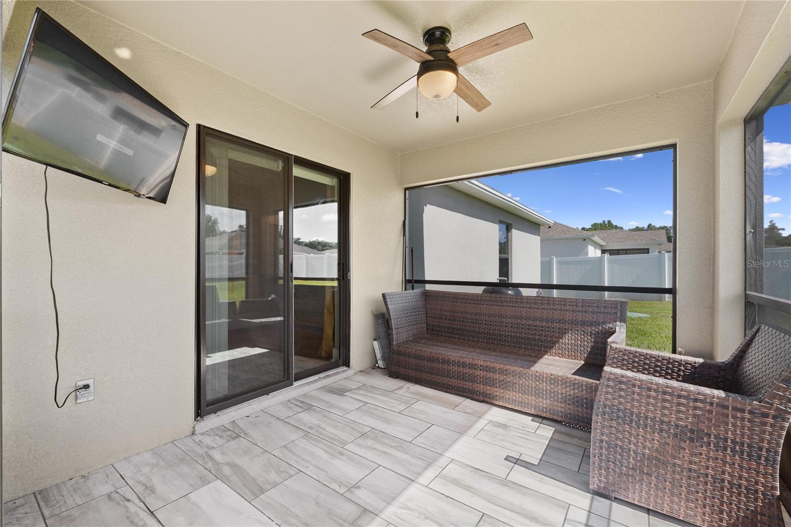 Image 35 of 43 For 1841 Creeks Vista Boulevard