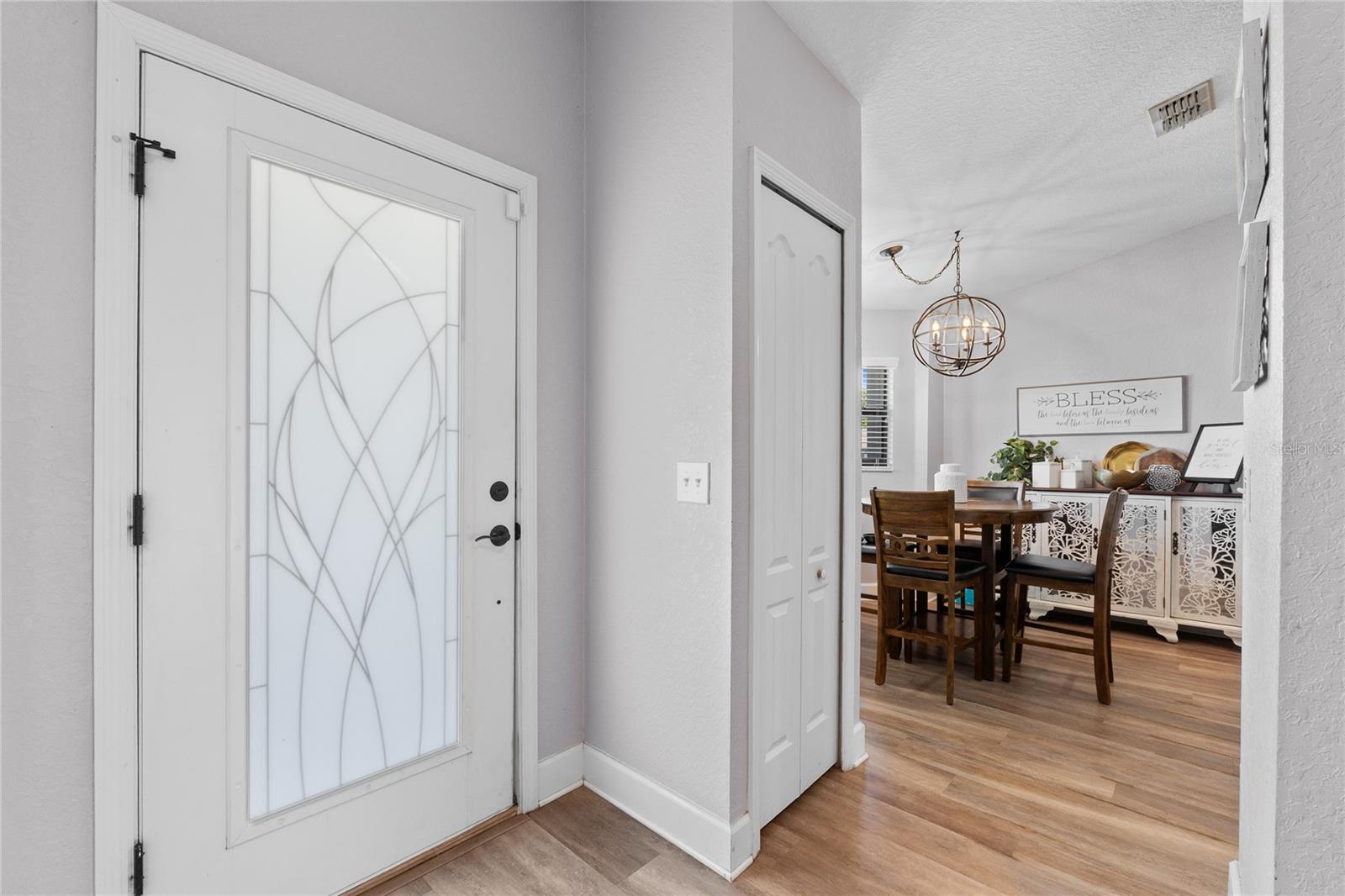 Image 9 of 43 For 1841 Creeks Vista Boulevard