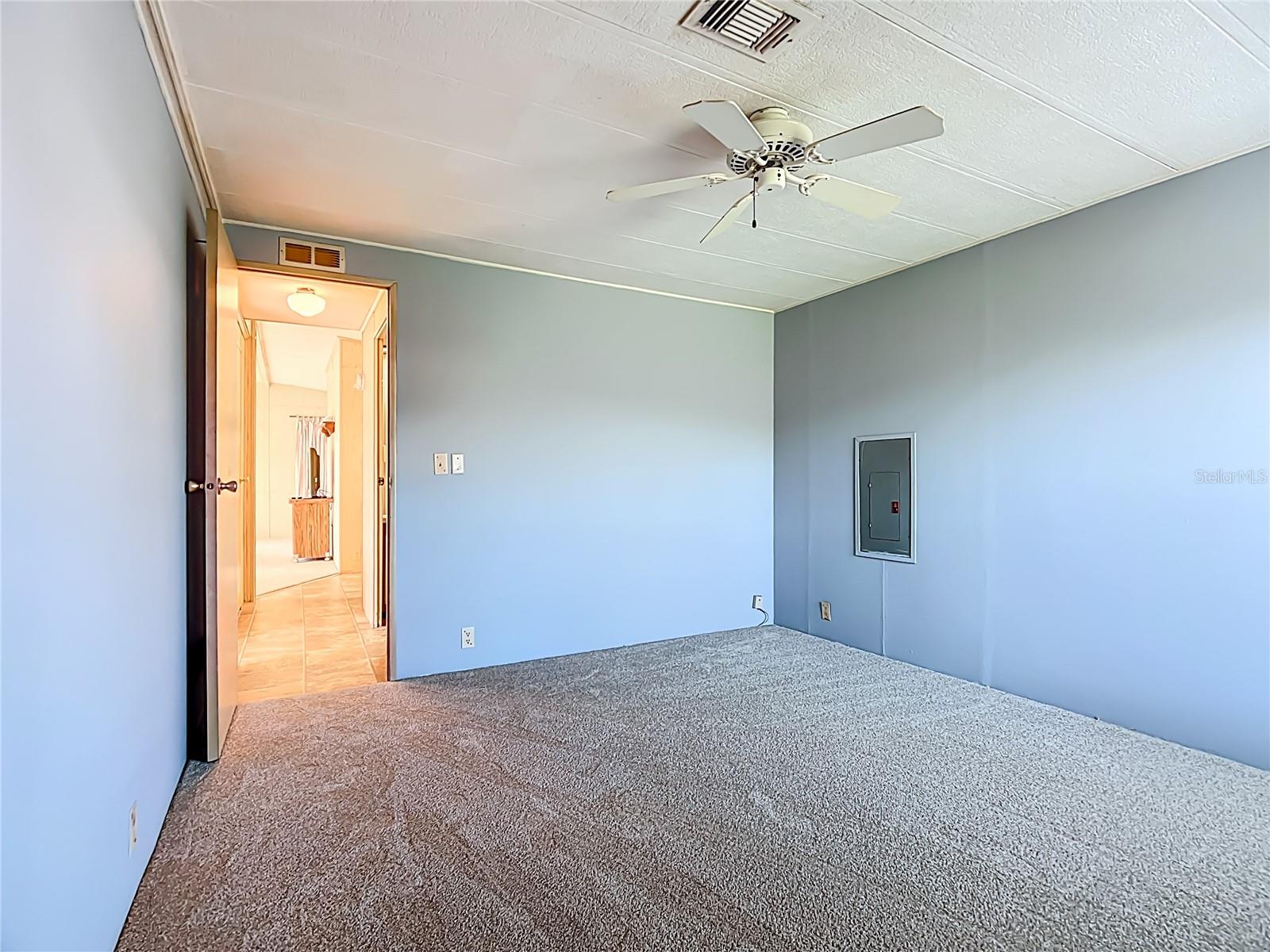Image 25 of 46 For 6501 Raintree Ln Ne