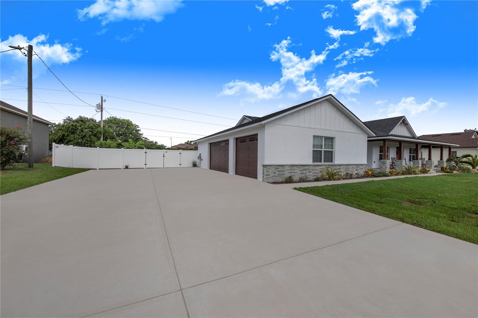 Image 10 of 52 For 2812 Murcott Street
