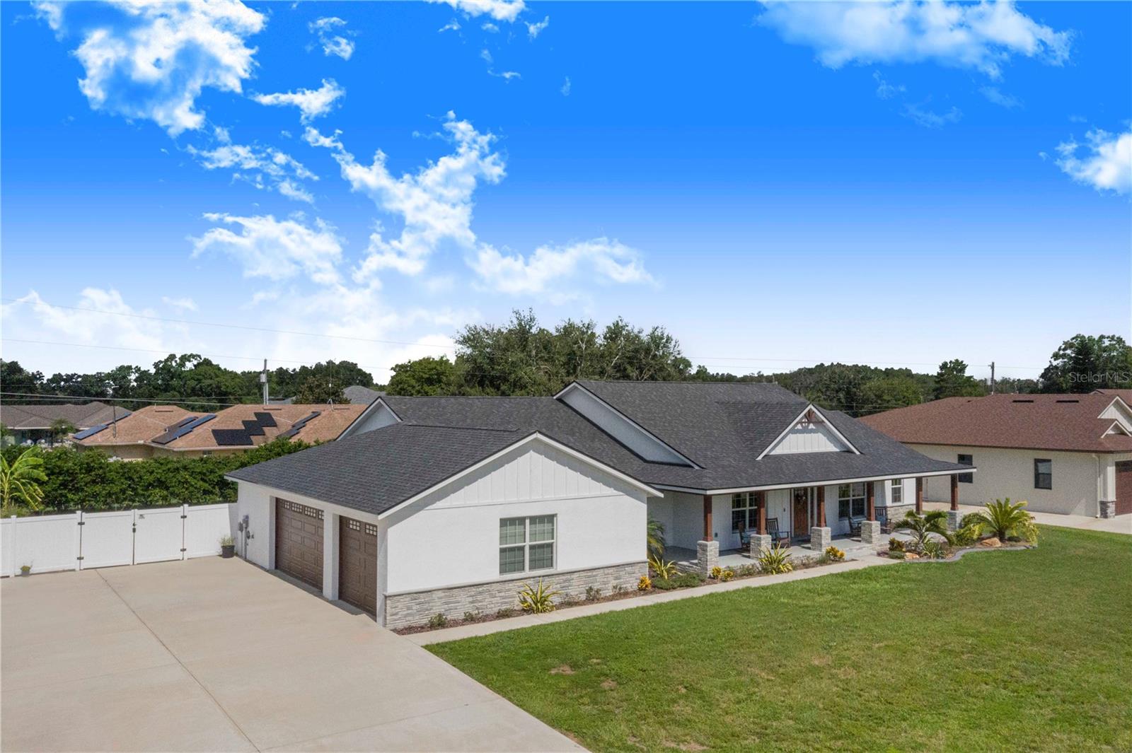 Image 3 of 52 For 2812 Murcott Street