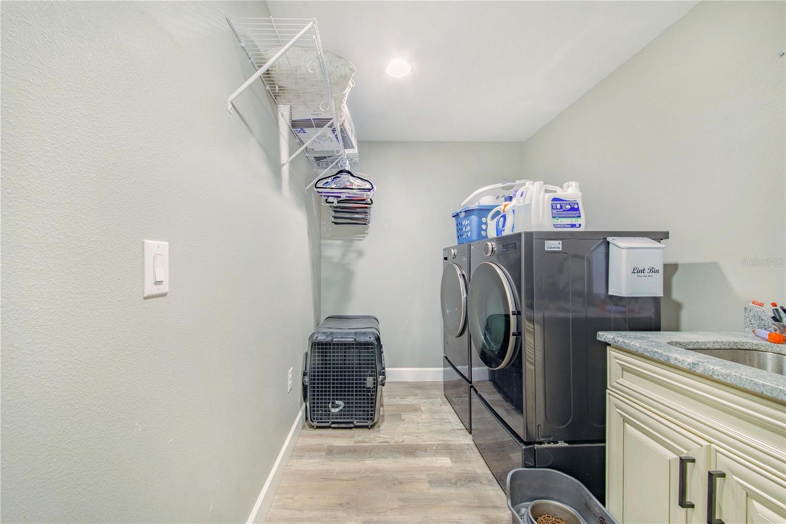 Image 39 of 52 For 2812 Murcott Street