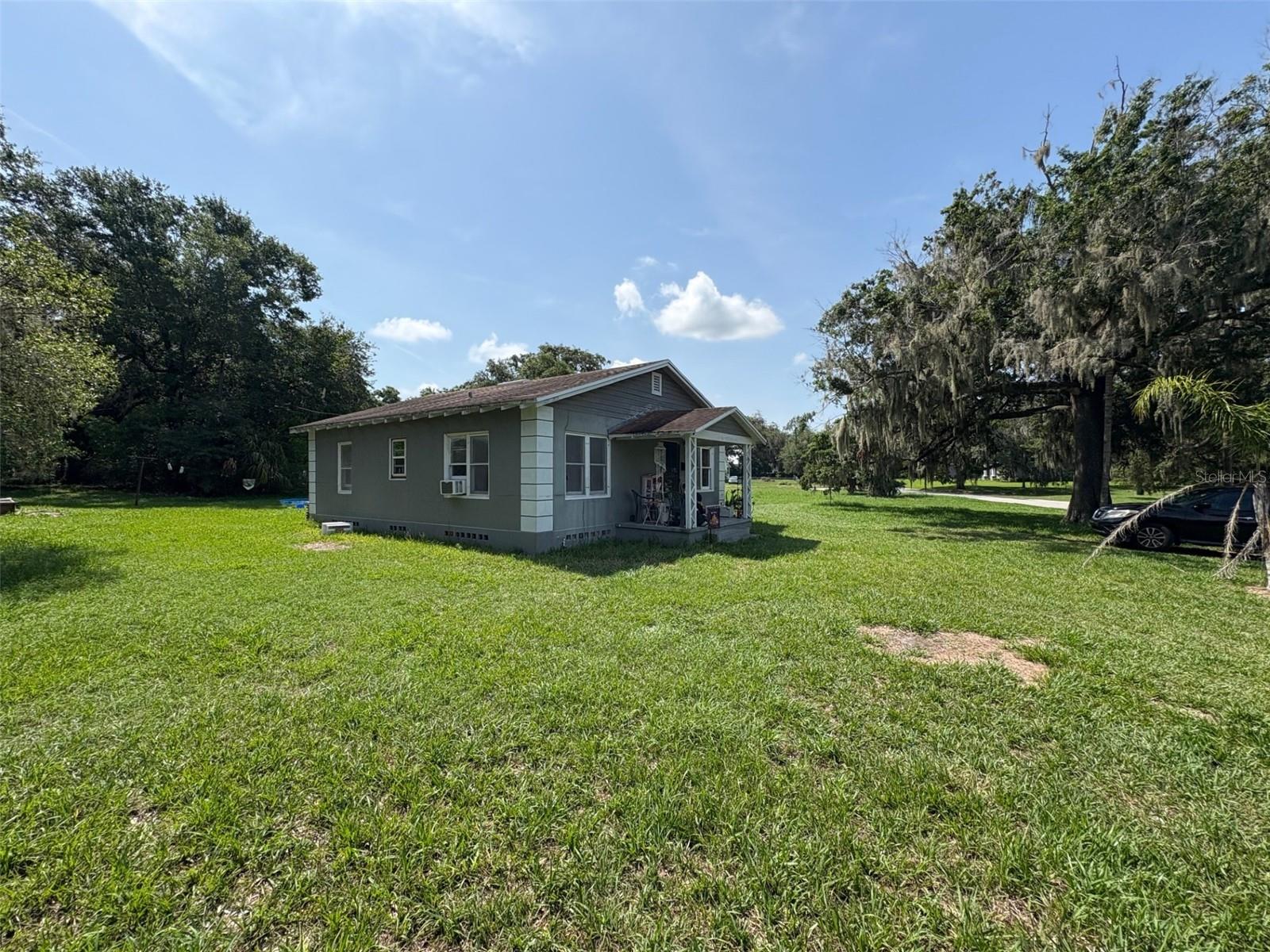 Image 2 of 12 For 1450 Emerson Avenue