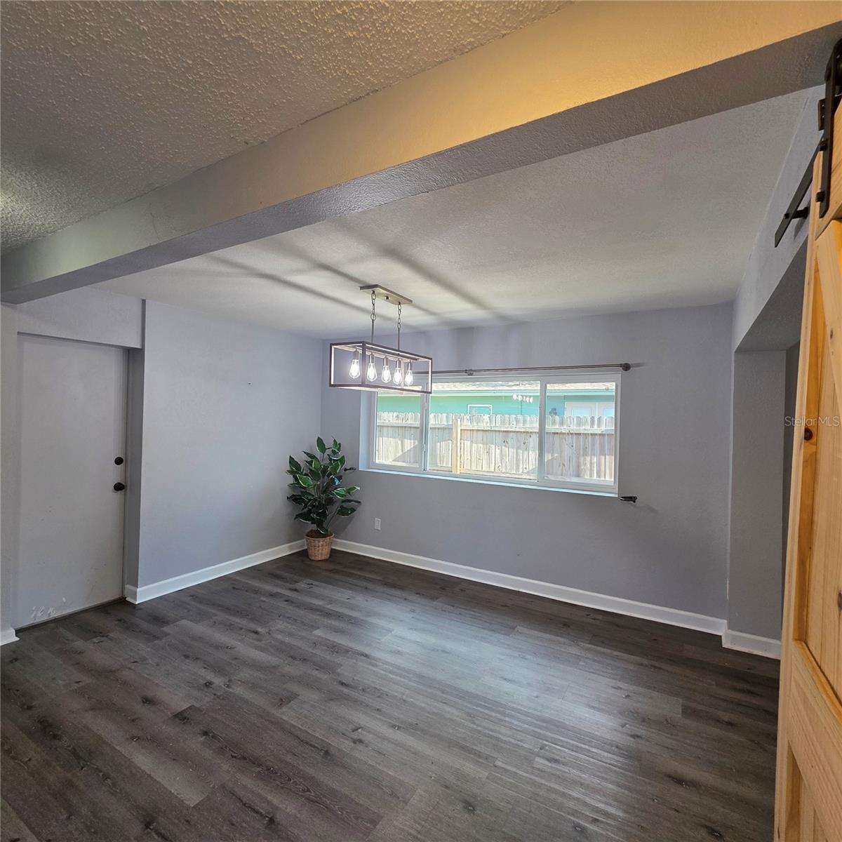 Image 14 of 48 For 4101 19th Street N