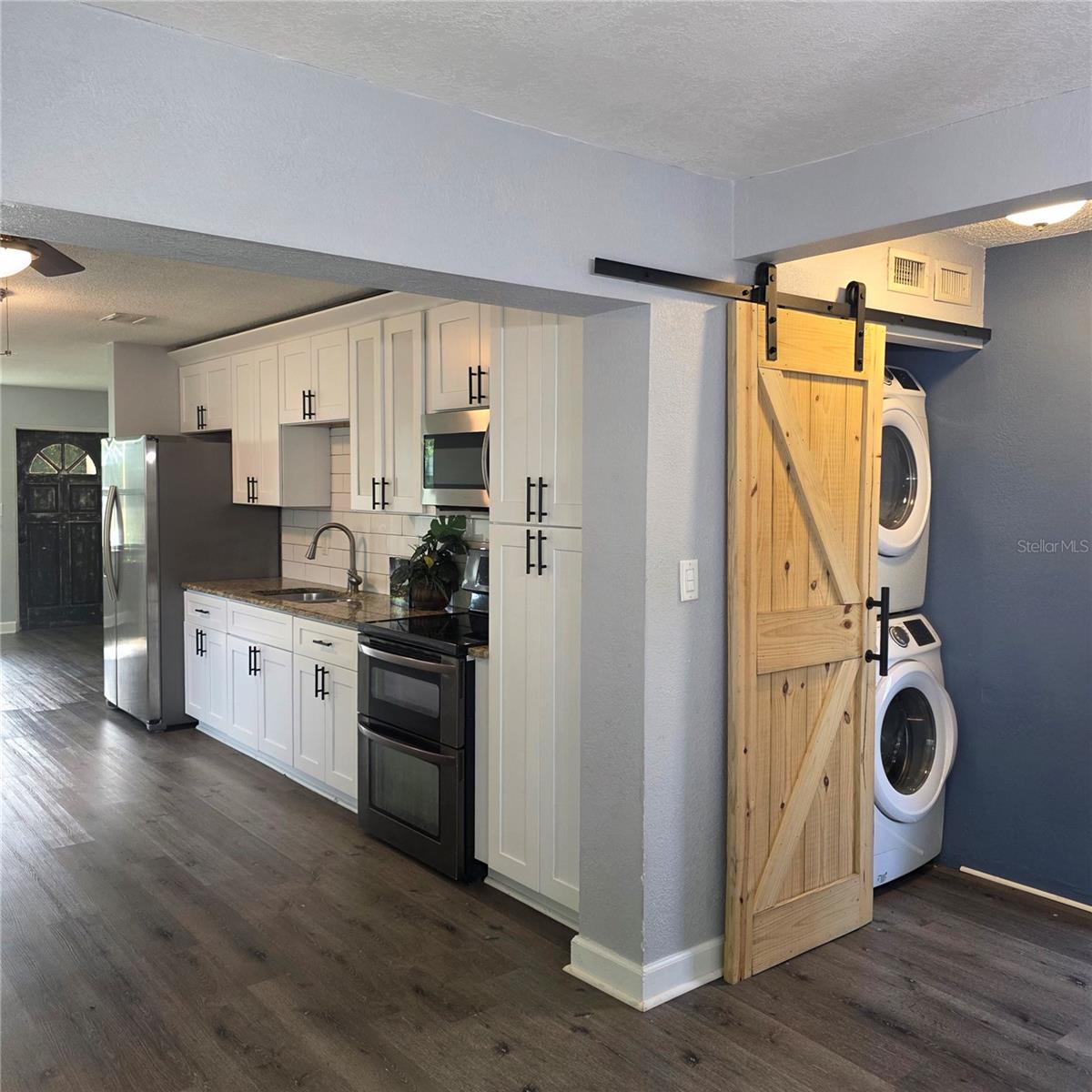 Image 2 of 48 For 4101 19th Street N