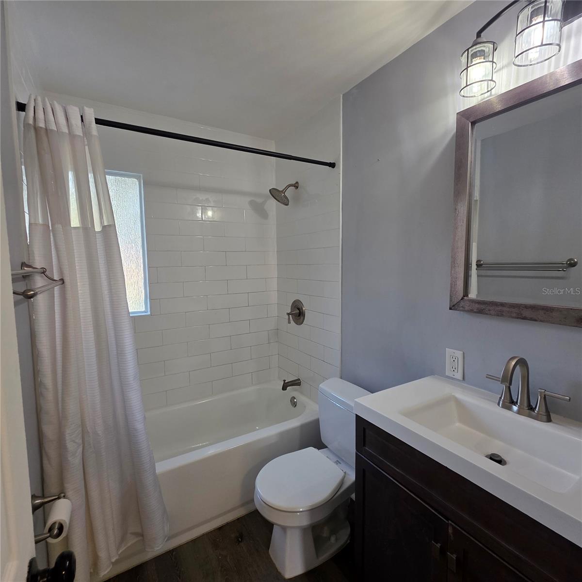 Image 21 of 48 For 4101 19th Street N