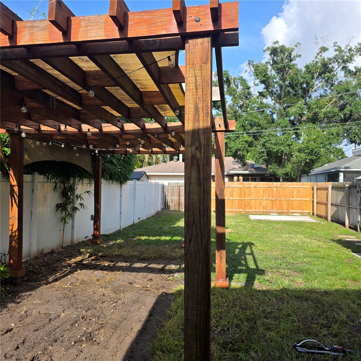 Image 5 of 48 For 4101 19th Street N