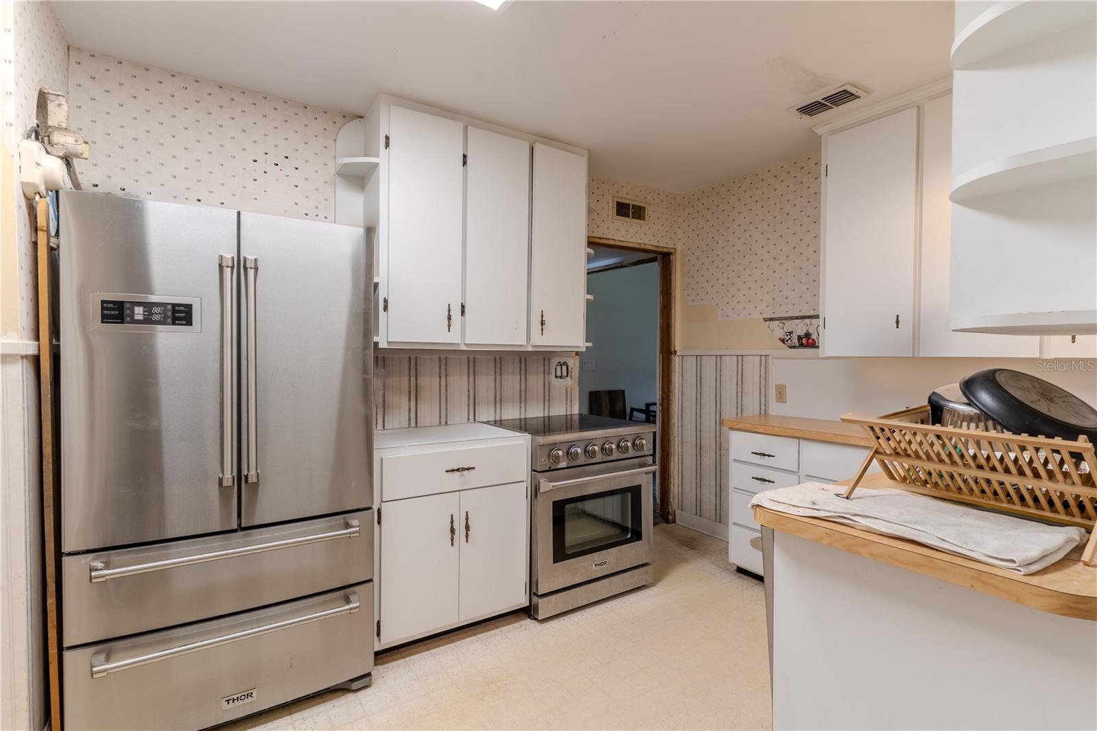 Image 4 of 16 For 23 24th Street Sw