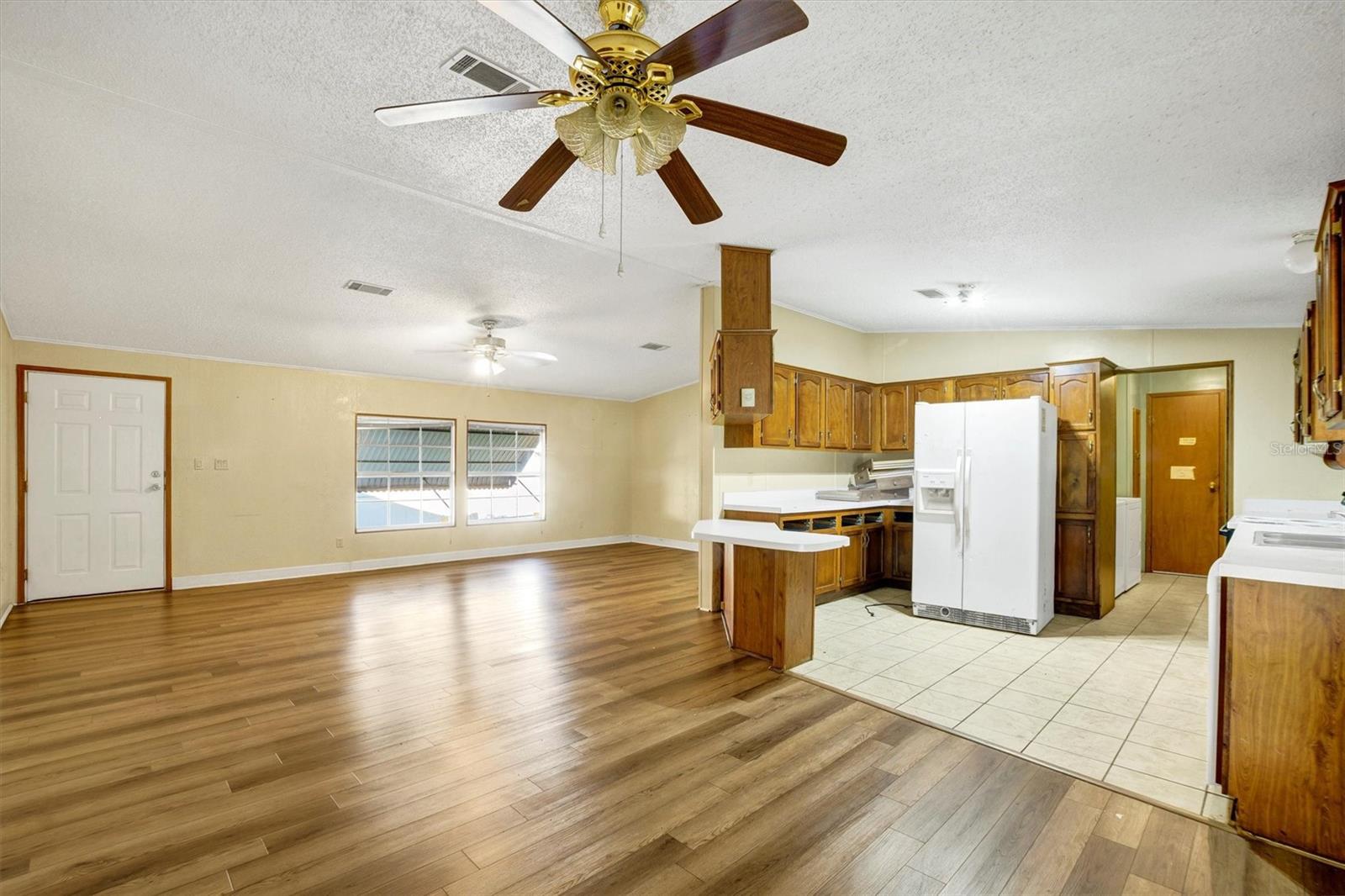 Image 7 of 29 For 1819 Pauline Drive