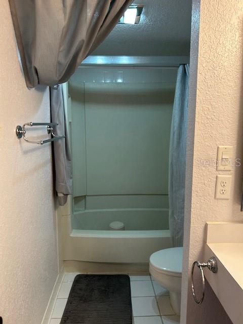 Image 13 of 14 For 686 Olde Camelot Circle 3275-6