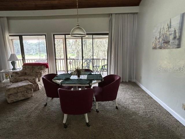 Image 4 of 14 For 686 Olde Camelot Circle 3275-6