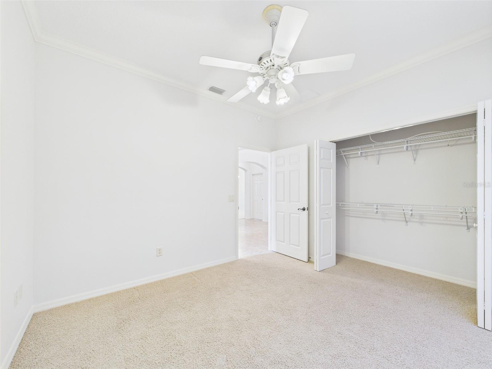 Image 11 of 82 For 375 Simpson Street