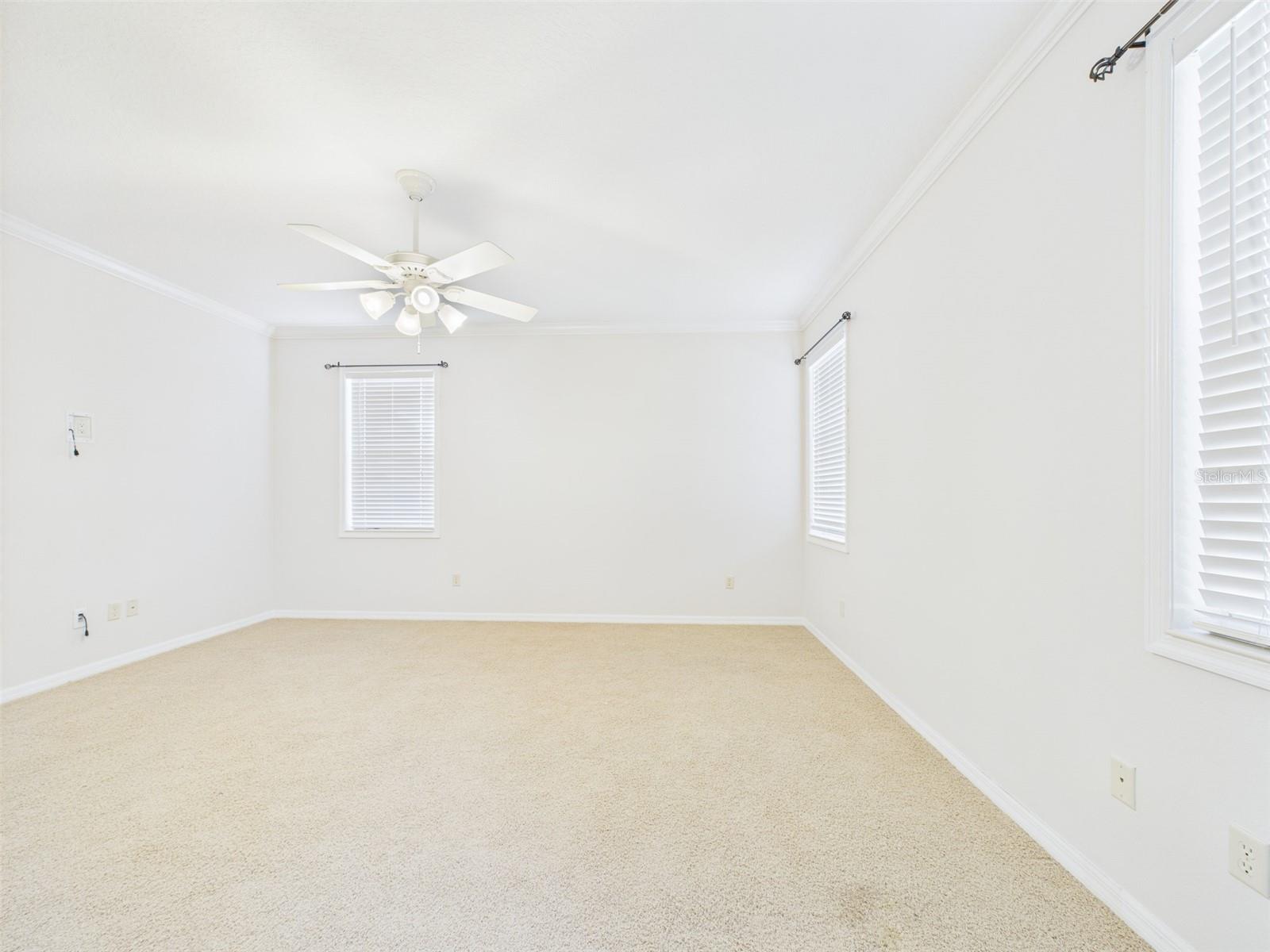 Image 2 of 82 For 375 Simpson Street