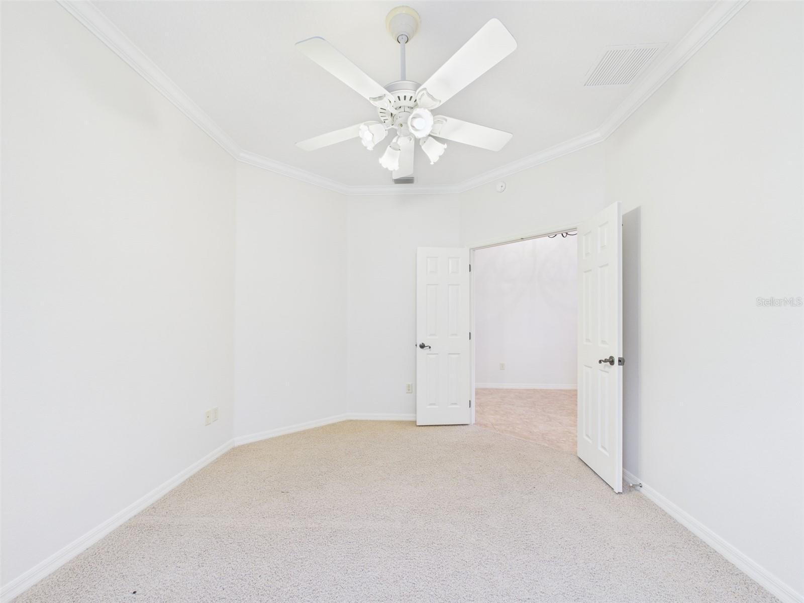 Image 20 of 82 For 375 Simpson Street