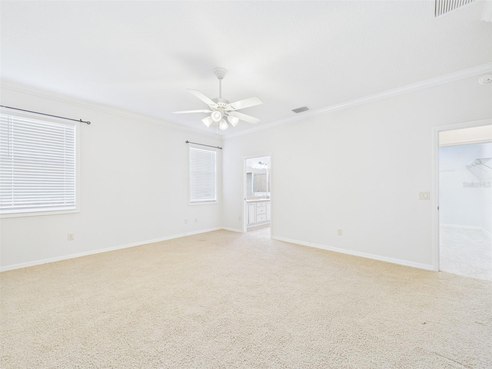 Image 61 of 82 For 375 Simpson Street