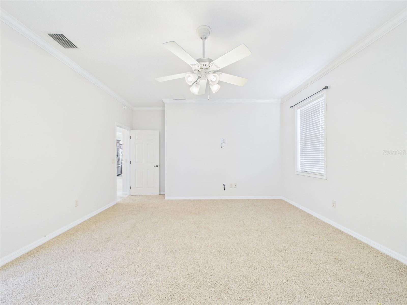 Image 64 of 82 For 375 Simpson Street