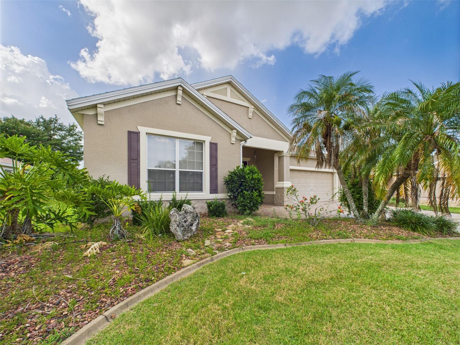 Image 72 of 82 For 375 Simpson Street