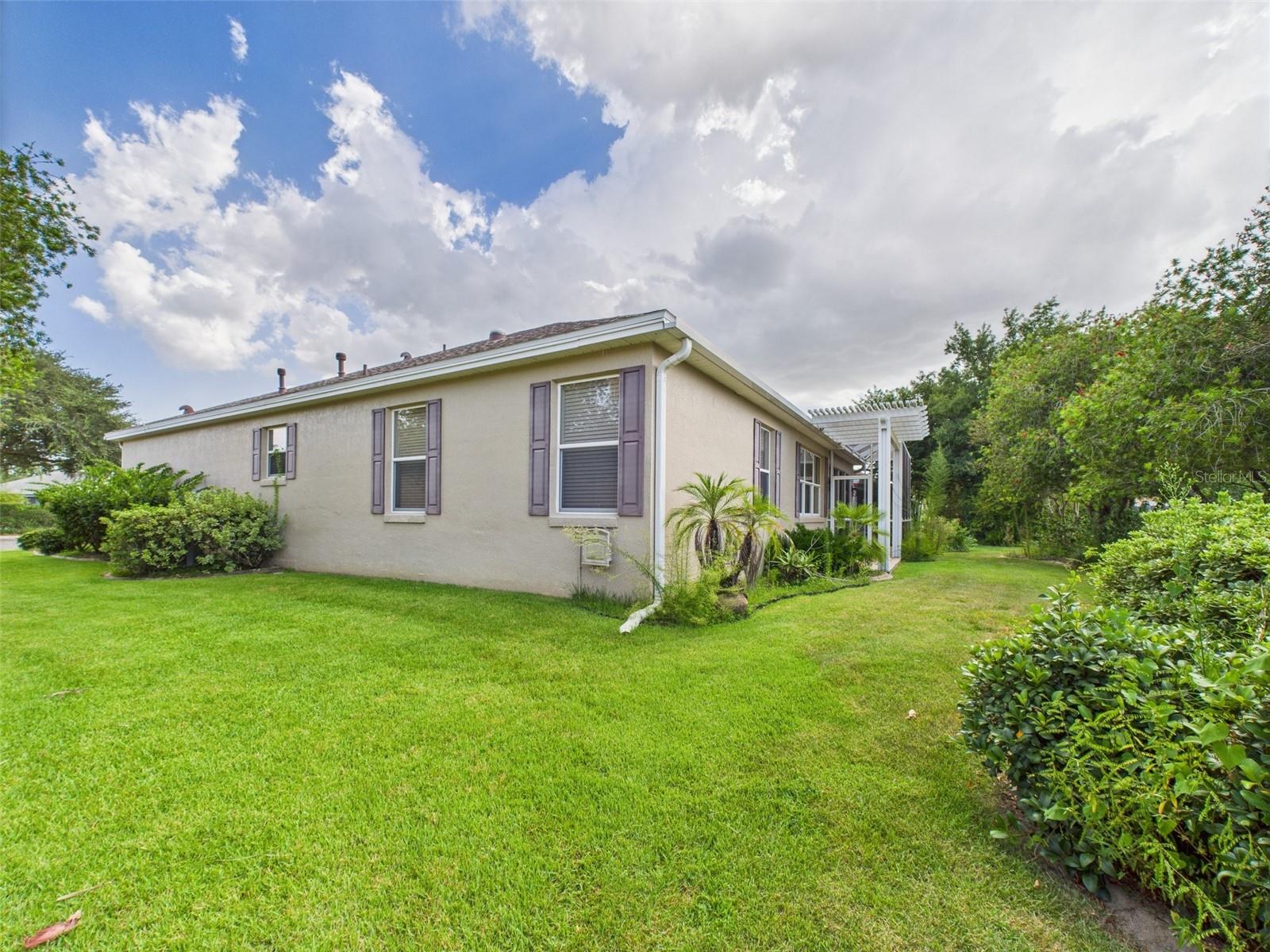 Image 77 of 82 For 375 Simpson Street