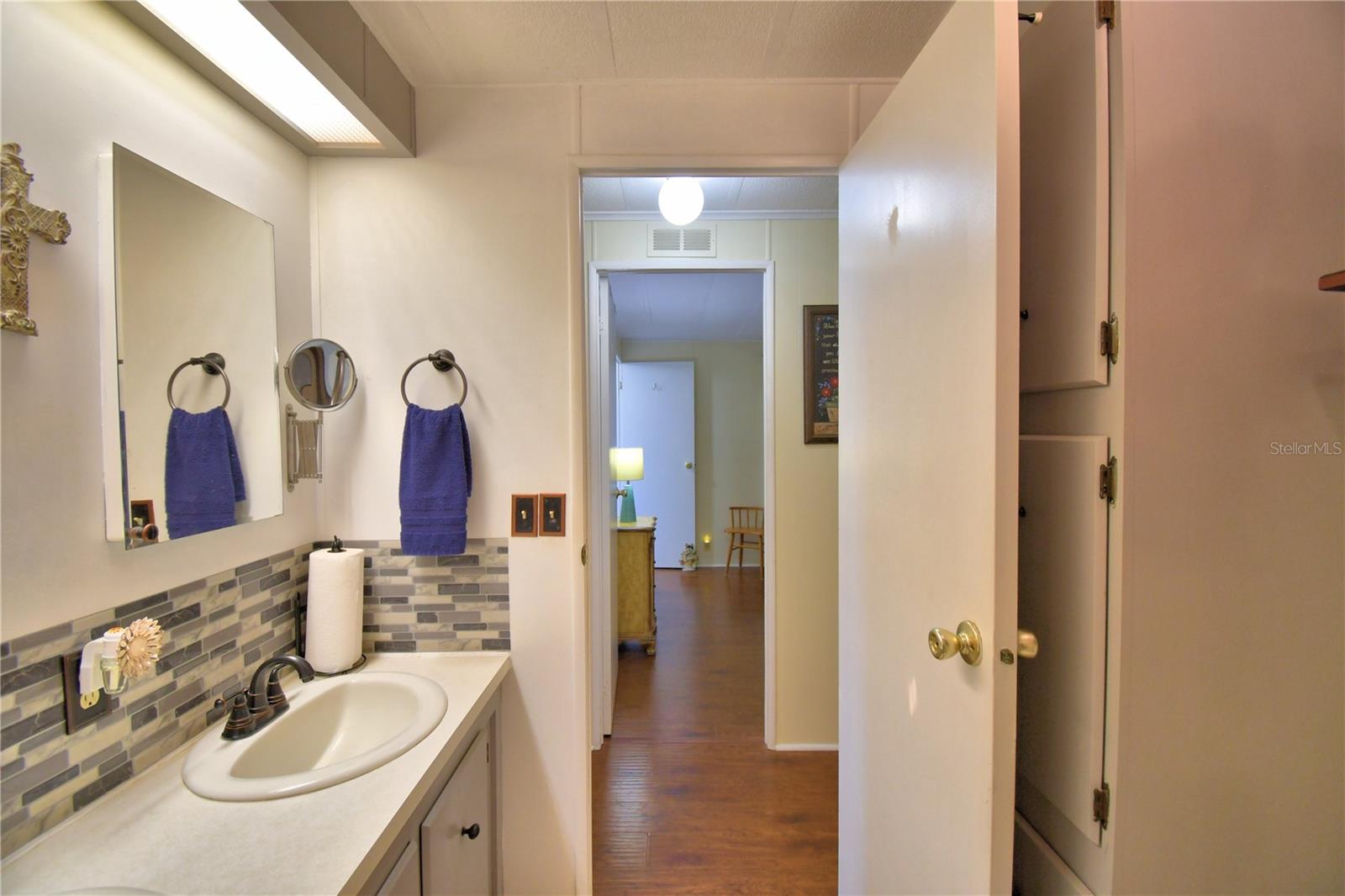 Image 34 of 79 For 4192 Rolling Oaks Drive