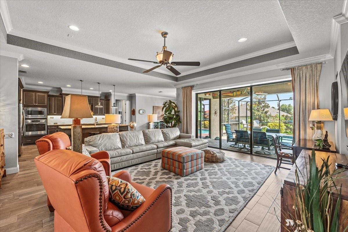 Image 15 of 72 For 478 Lake Vista Drive