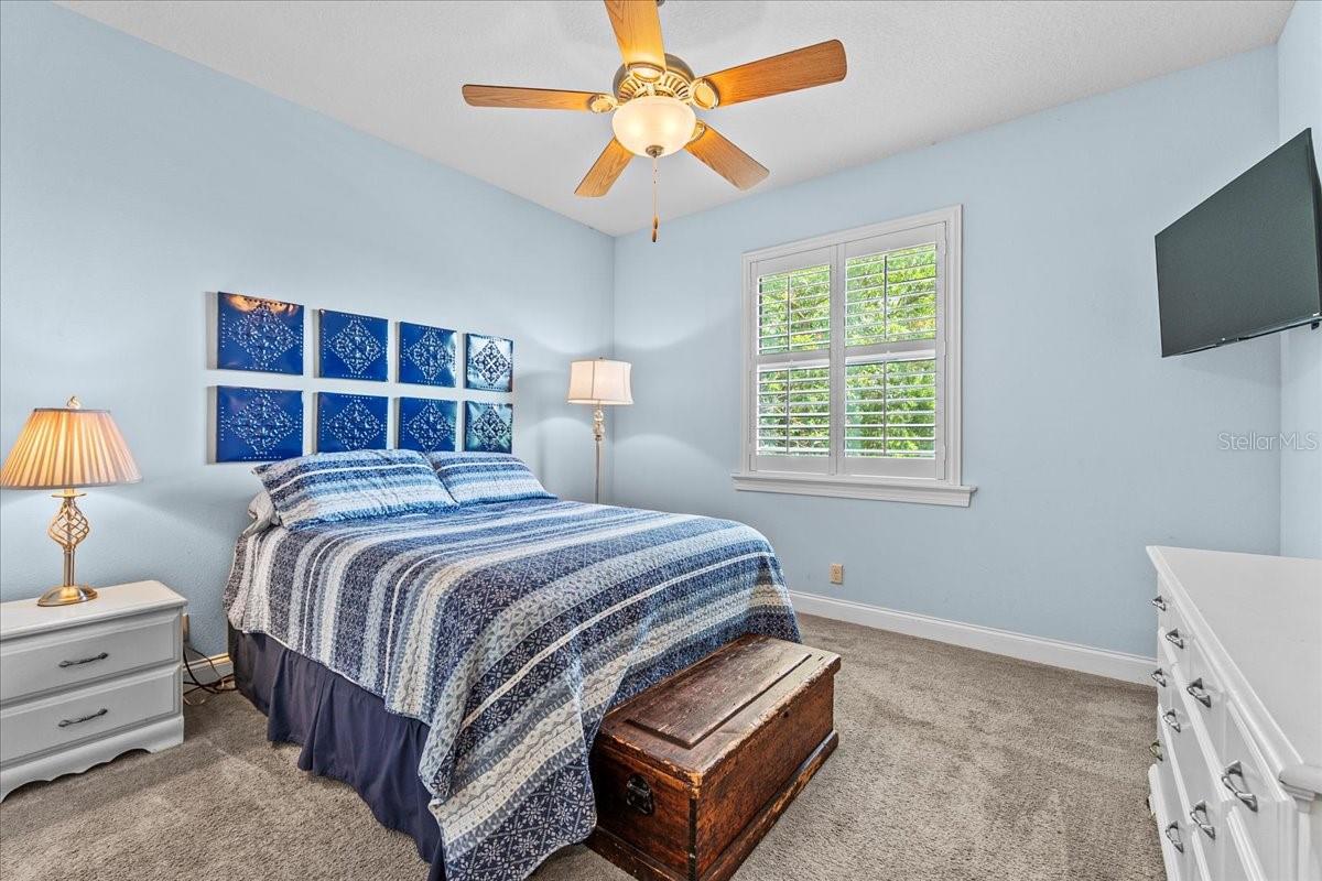 Image 21 of 72 For 478 Lake Vista Drive