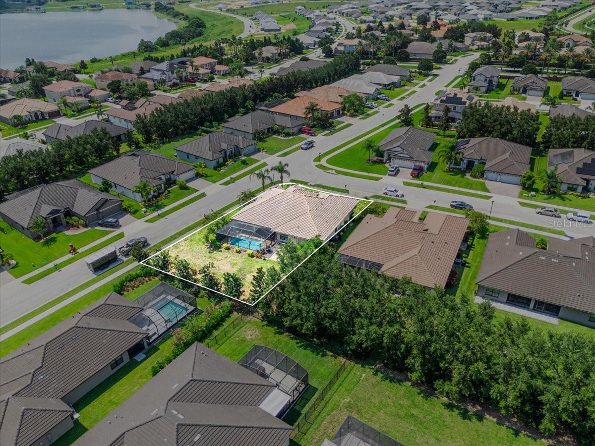 Image 26 of 72 For 478 Lake Vista Drive