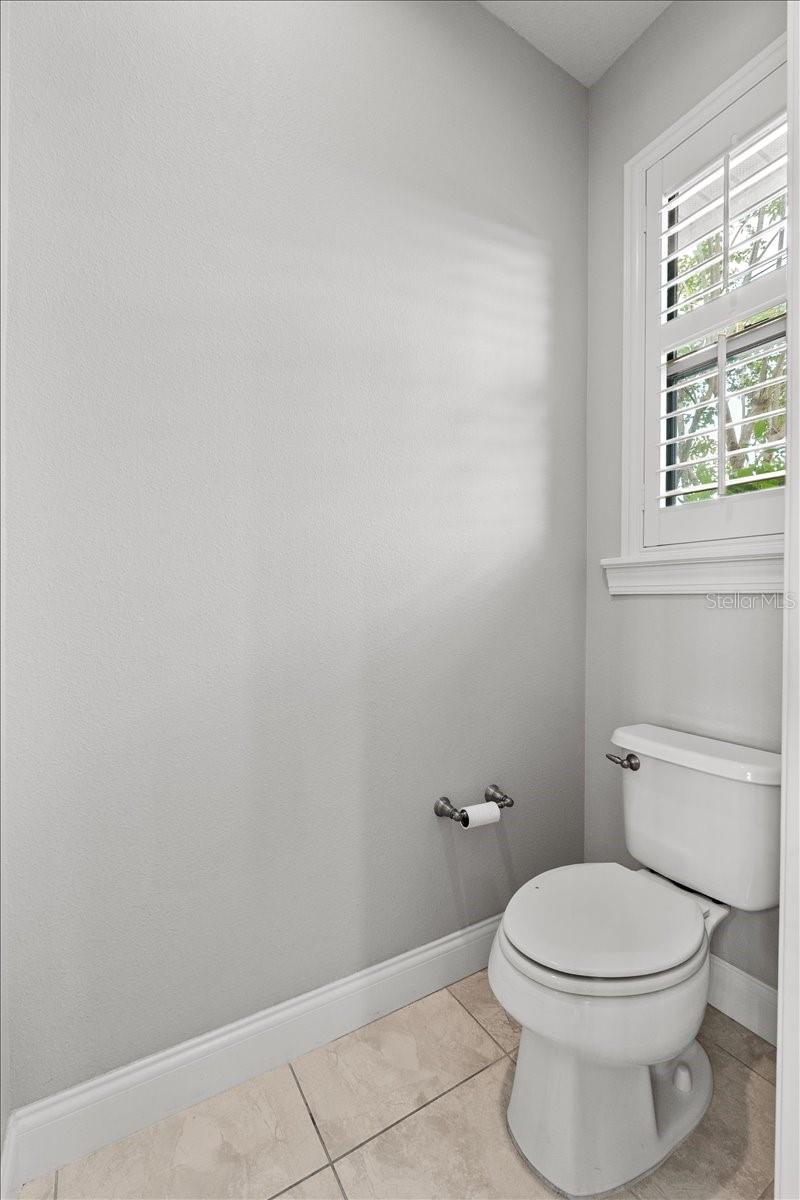 Image 40 of 72 For 478 Lake Vista Drive