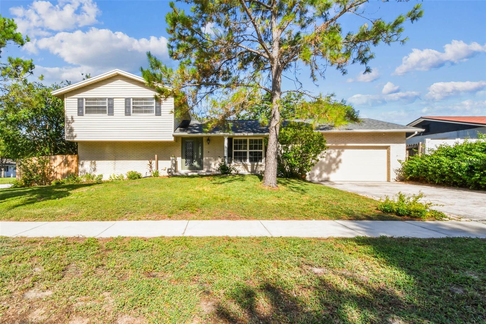 Details for 2214 Kingswood Lane, BRANDON, FL 33511